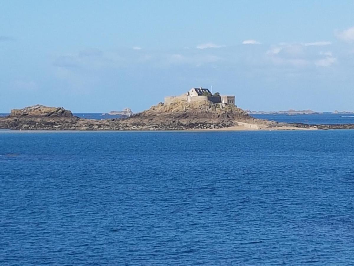 Sejour Confort Au Port De Dinan Exteriér fotografie