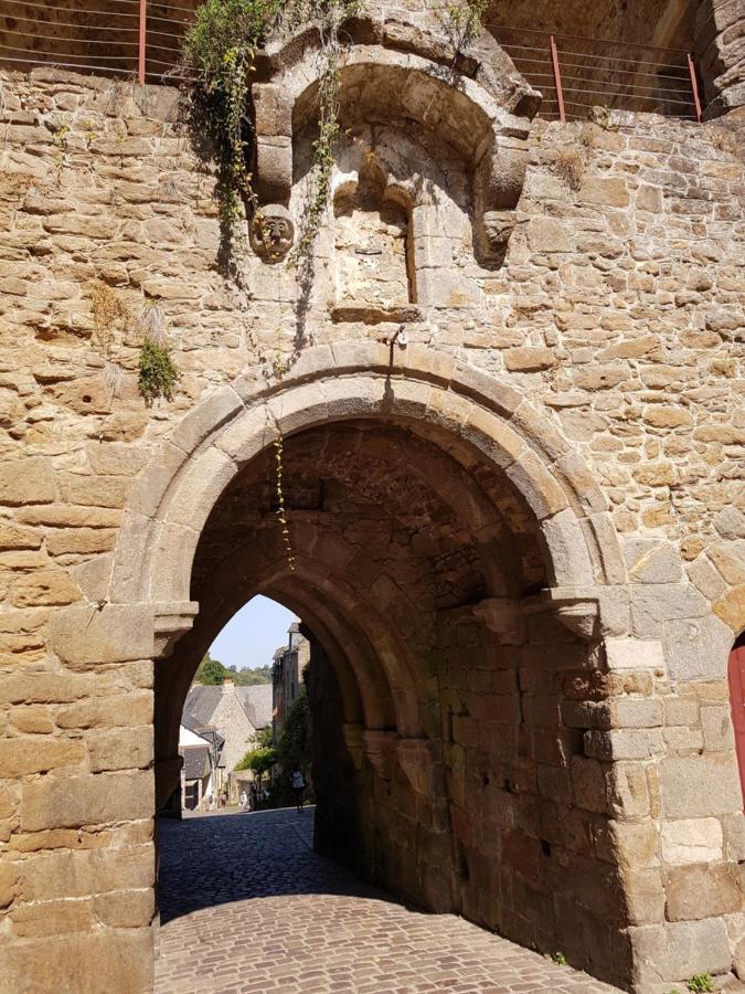 Sejour Confort Au Port De Dinan Exteriér fotografie